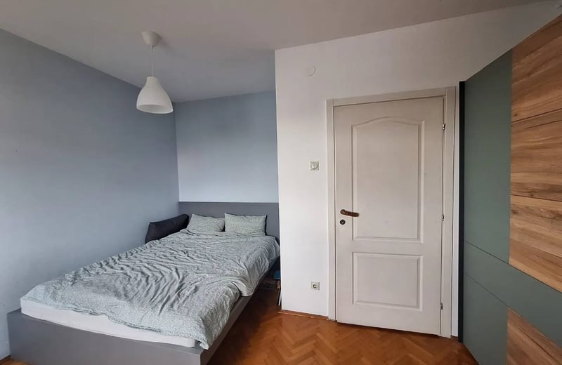 Alquiler de un espacioso apartamento de 2 habitaciones, 67 m², Nuevo Belgrado, Belgrado, Serbia
